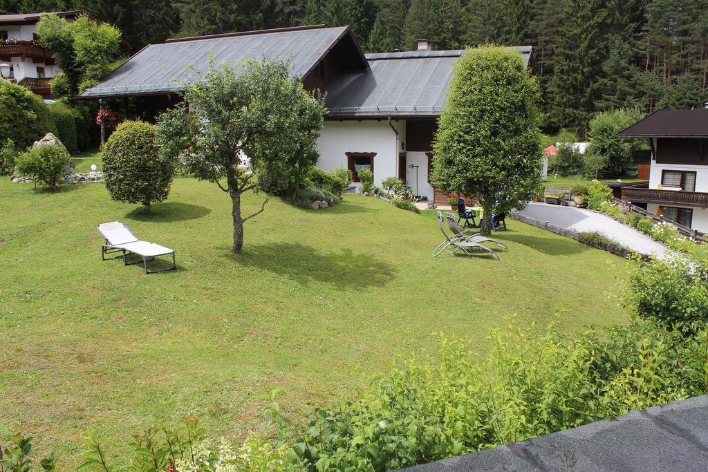 Haus Almrausch Hotel Зеефелд в Тирол Екстериор снимка